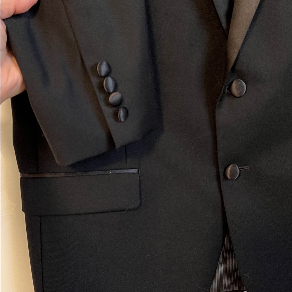NWOT Calvin Klein 100% Wool Slim Fit Classic Black Blazer Satin Accent, Size 10 - Picture 4 of 12